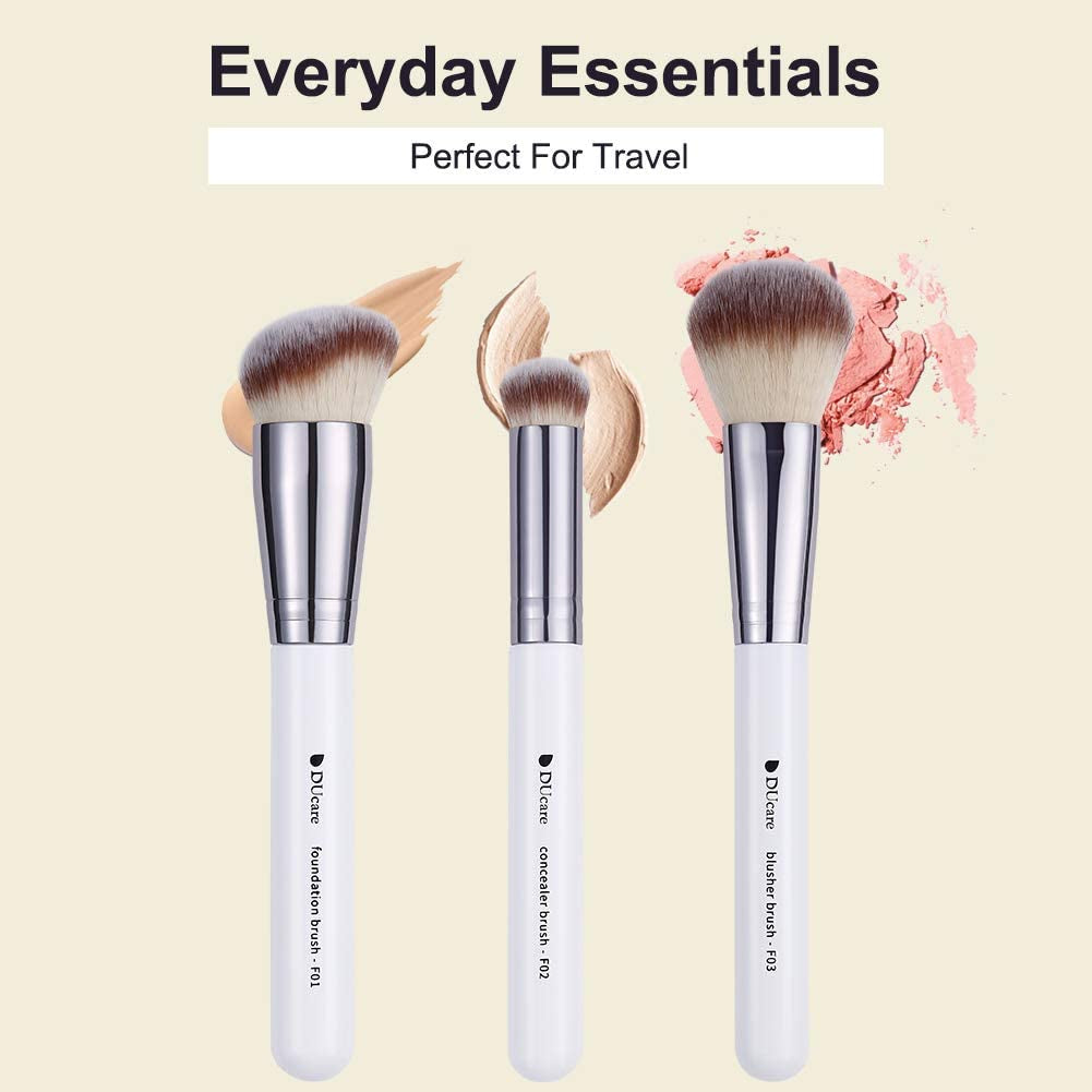 Makeup Brushes 3Pcs Foundation Contour Bronzer Brush,Concealer Brush,Blusher Powder Brush, Face Kabuki Travel Buffing Stippling Liquid Blending Makeup Brush Set White